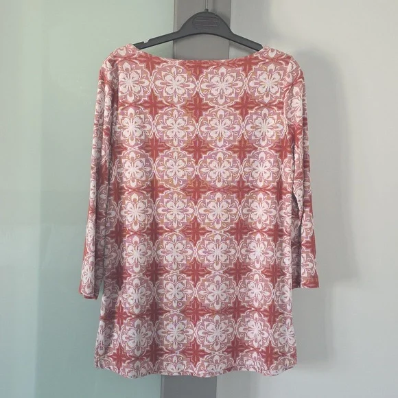 Rose + Olive Women's 3/4 Sleeve Top - Picture 3 of 6